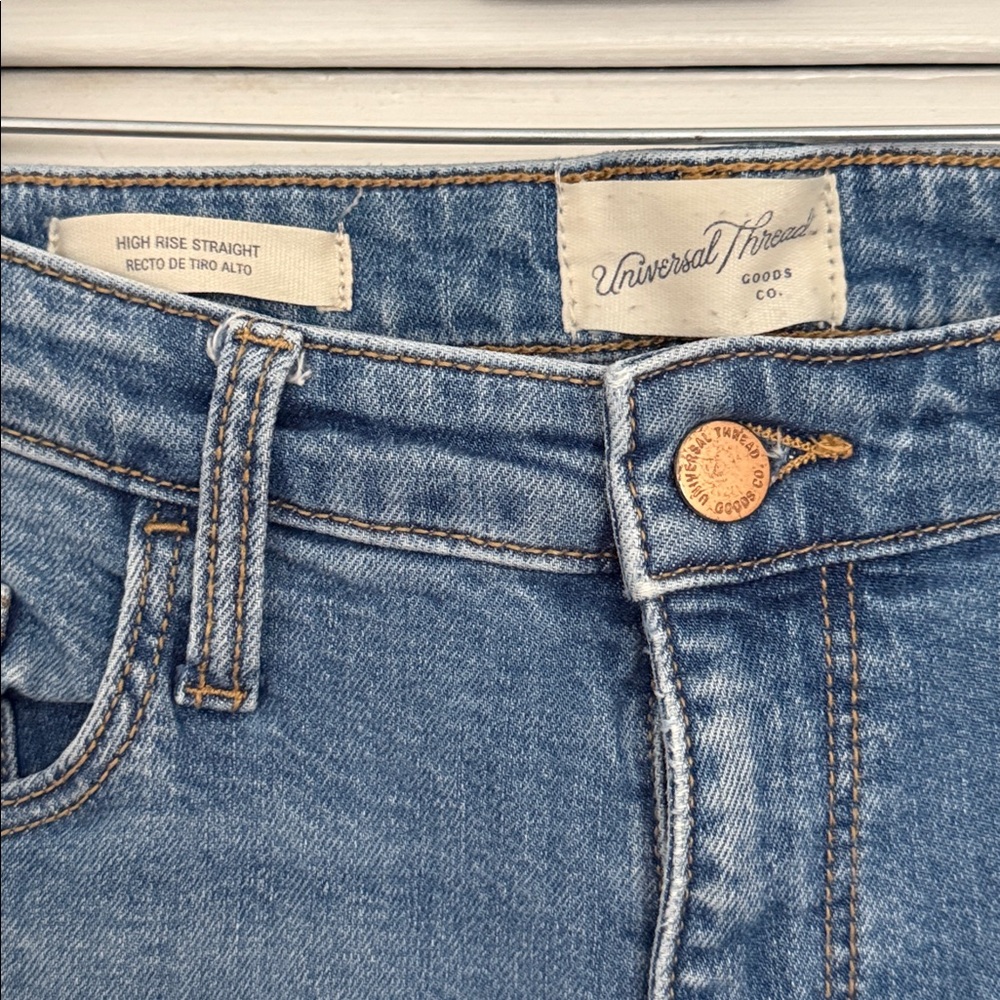 Universal Thread jeans - Picture 2 of 6